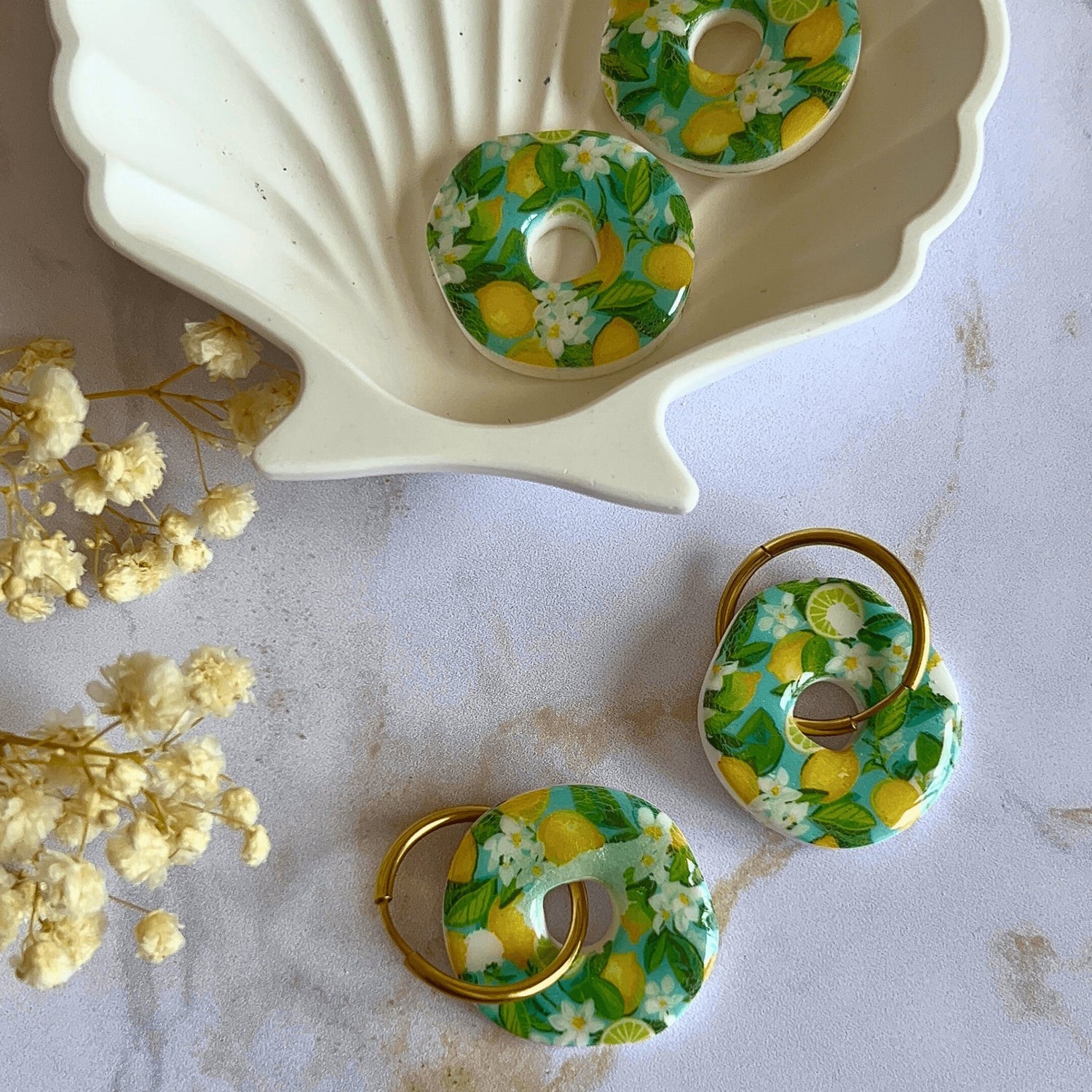 Les boucles en pâte polymère