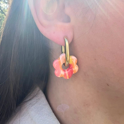 Les boucles d’oreilles flower pop