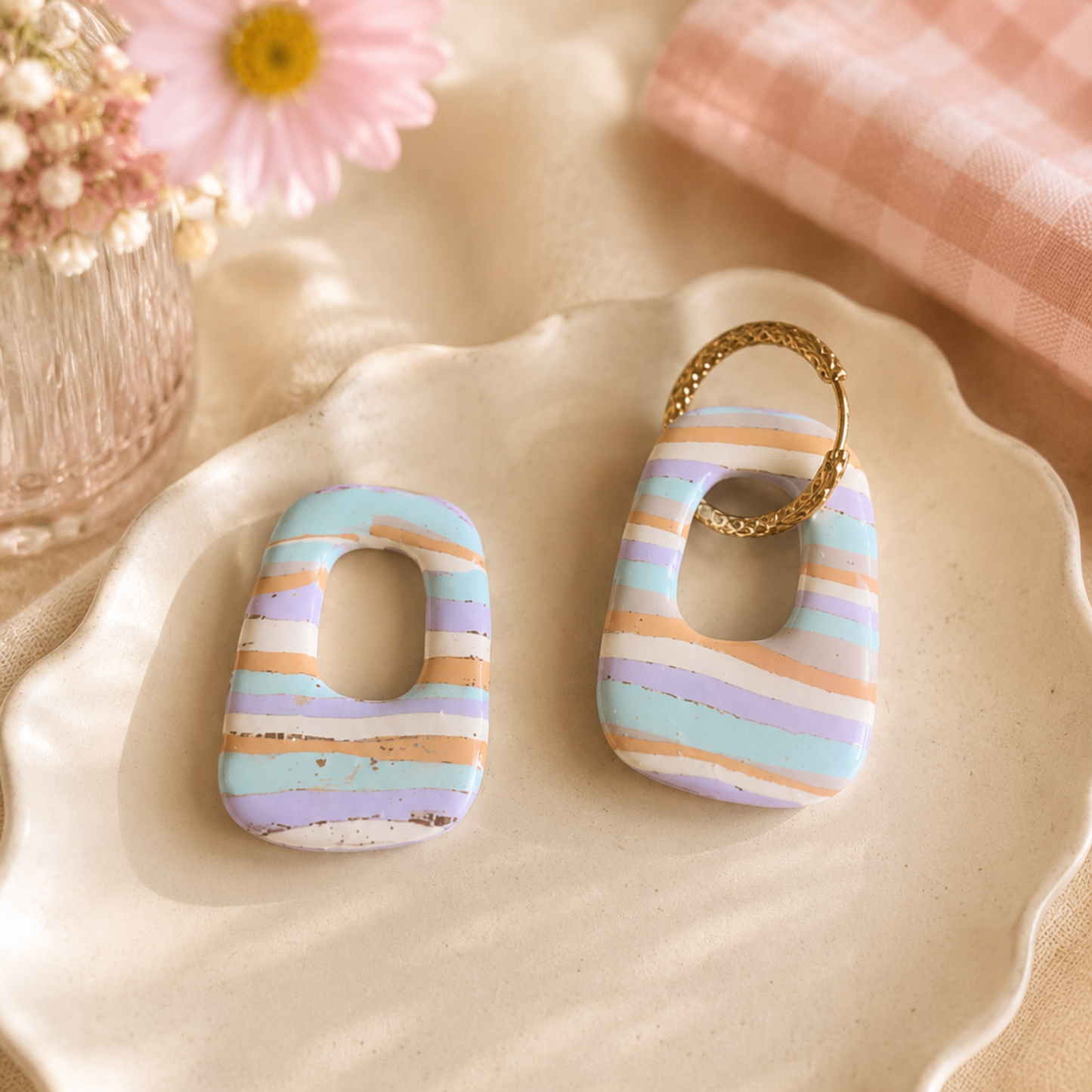 Les boucles d'oreilles Nébula