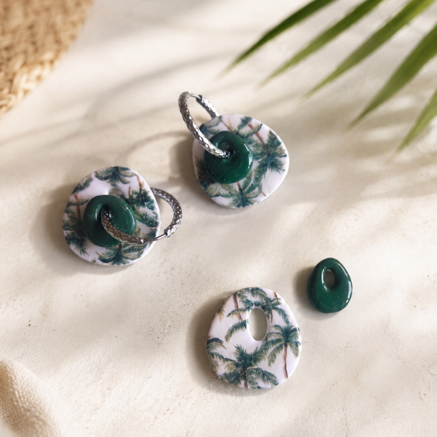 Les boucles d'oreilles Noya