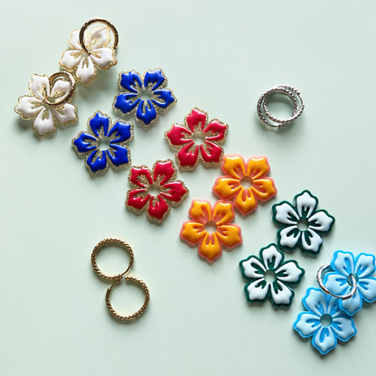 Les boucles d'oreilles Hanaé