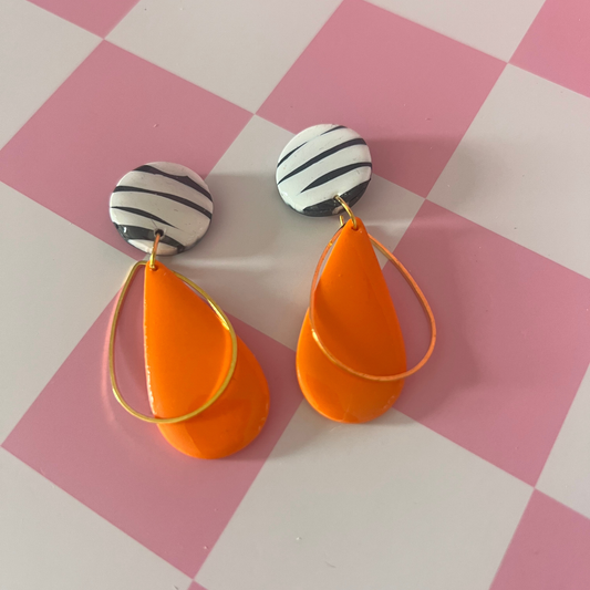 Boucles d'oreille zebrée orange