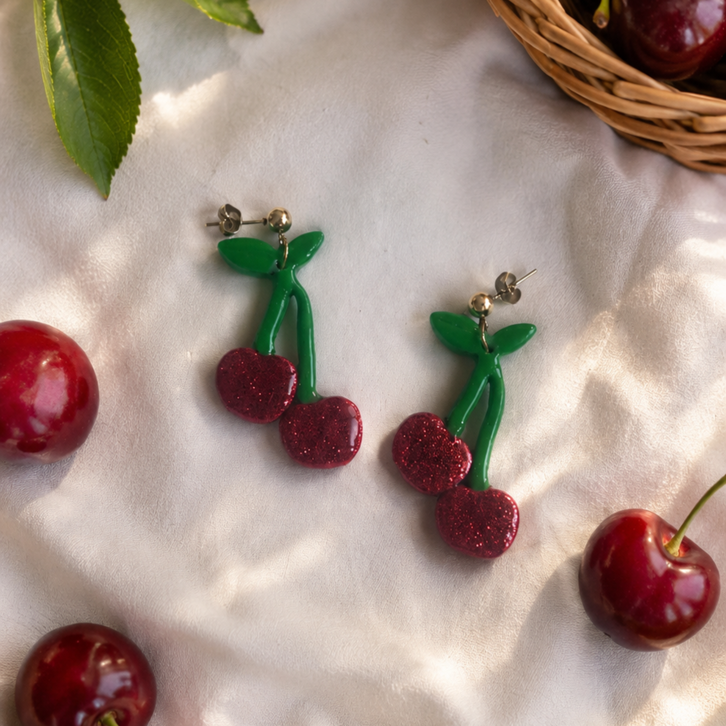 Les boucles d'oreilles Cherry 🍒