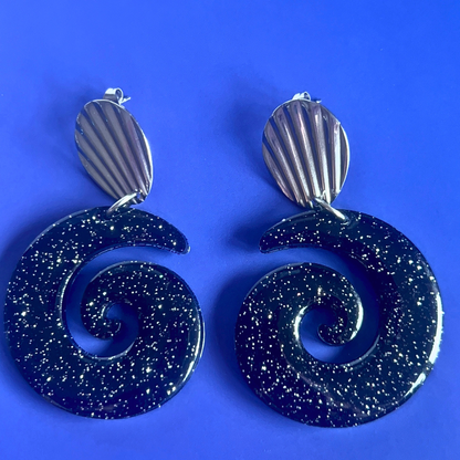 Les boucles d’oreilles Spyro